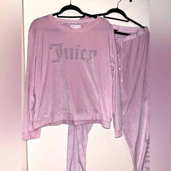 Juicy Couture Other - Juicy Couture matching set pajamas size L